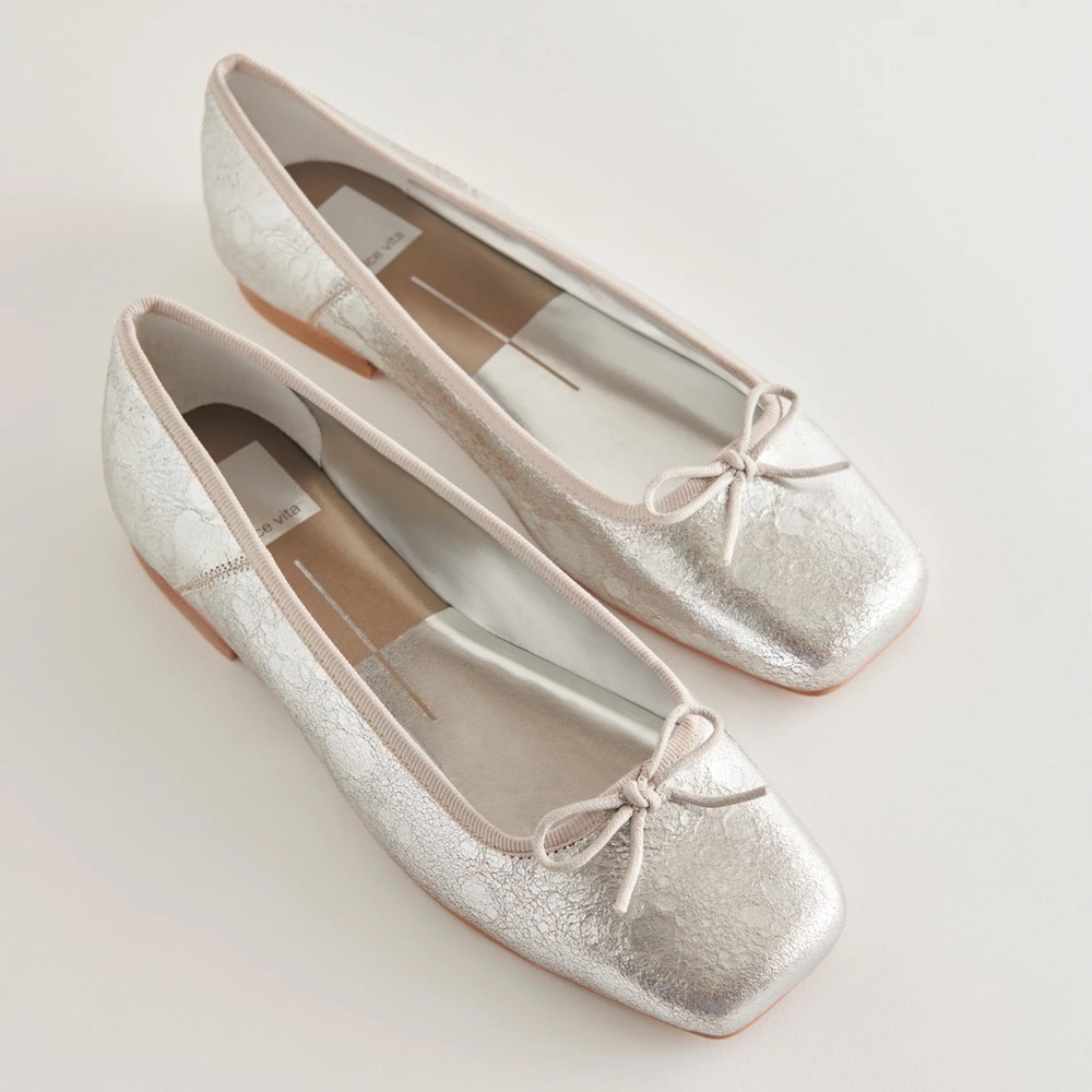 Dolce Vita Anisa Flats